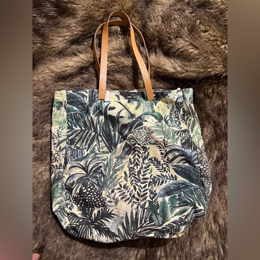 Eccolo Tropical Print Canva Bag with Leather Handles